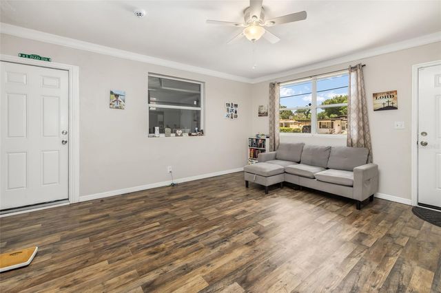 906 MAGNOLIA AVENUE, Daytona Beach, FL 32114
