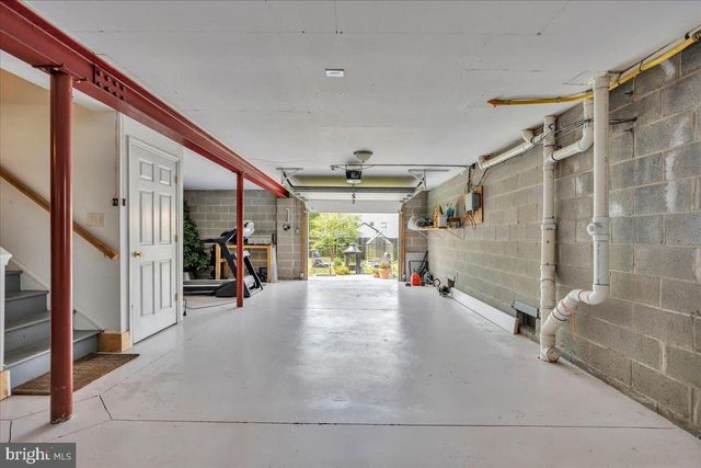 62 FERRY ST, Yardley, PA 19067
