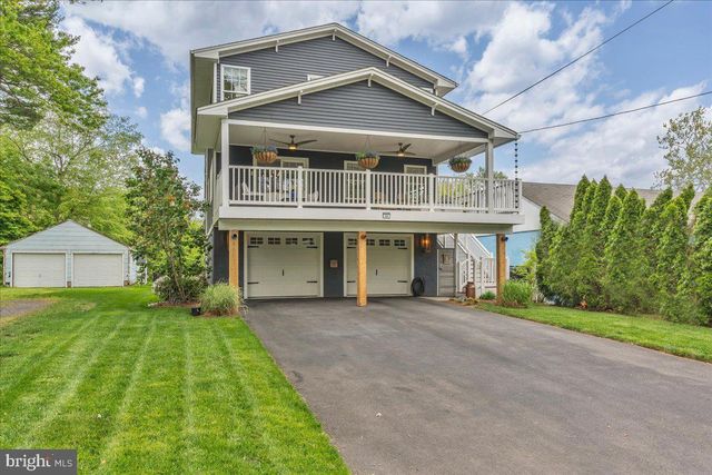 62 FERRY ST, Yardley, PA 19067