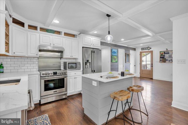 62 FERRY ST, Yardley, PA 19067