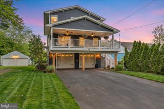 62 FERRY ST, Yardley, PA 19067