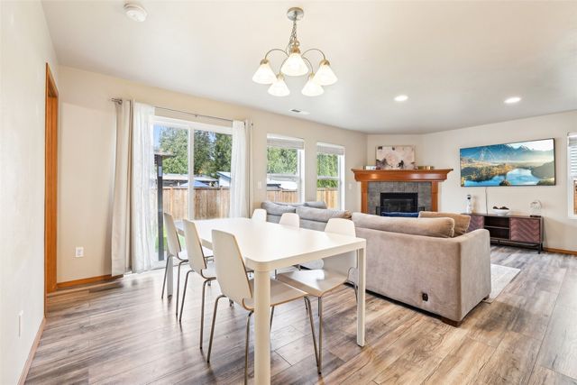 21622 SE 297th Street, Kent, WA 98042