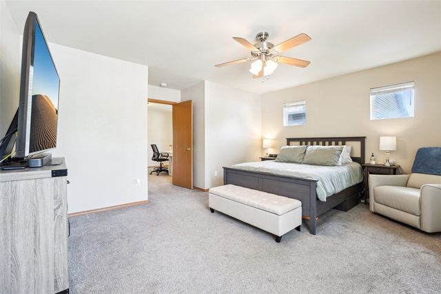 21622 SE 297th Street, Kent, WA 98042