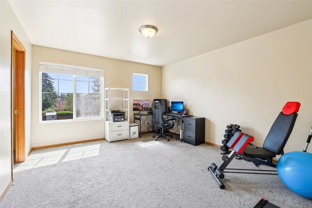 21622 SE 297th Street, Kent, WA 98042