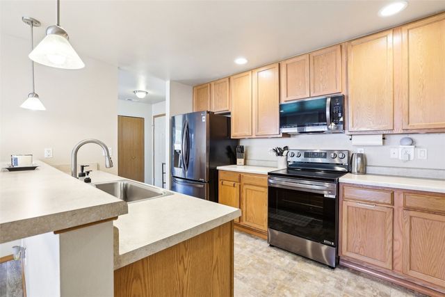 21622 SE 297th Street, Kent, WA 98042