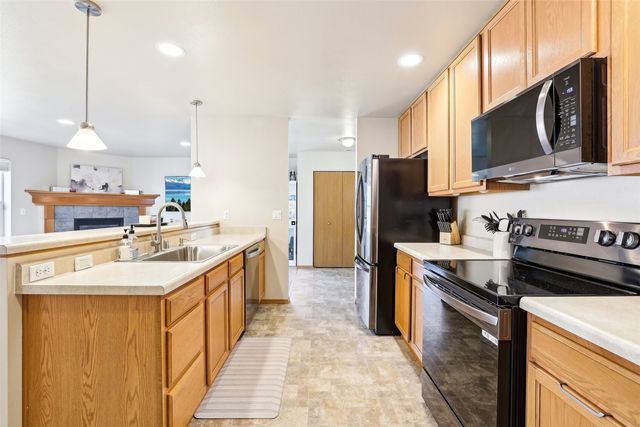 21622 SE 297th Street, Kent, WA 98042