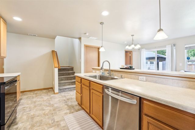 21622 SE 297th Street, Kent, WA 98042