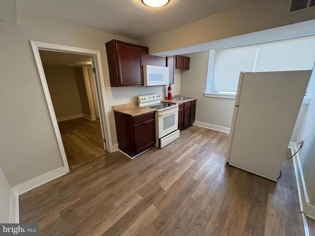 900 MARCELLA ST, Philadelphia, PA 19124