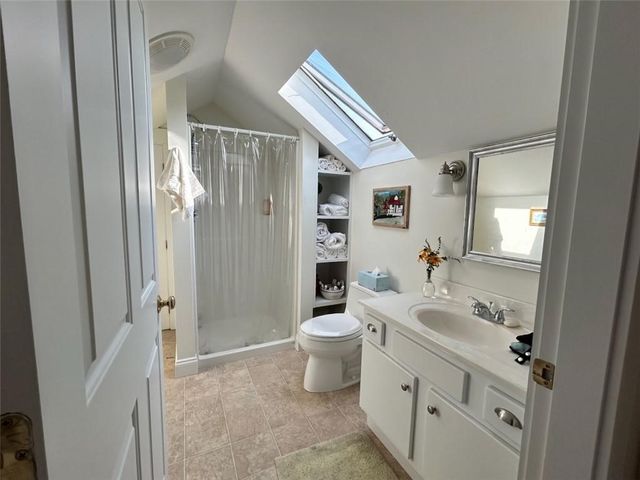 67 High Street, Jamestown, RI 02835