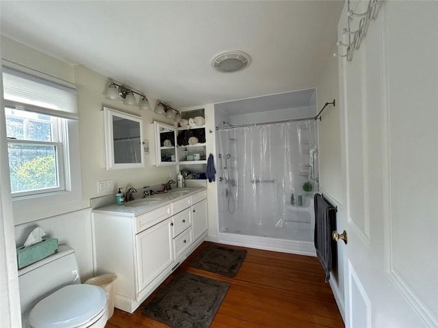 67 High Street, Jamestown, RI 02835