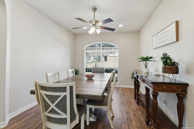 9218 Tay Dr, Helotes, TX 78023