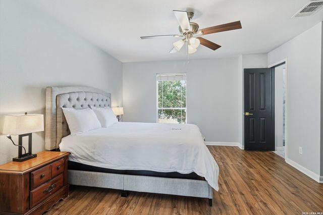 9218 Tay Dr, Helotes, TX 78023