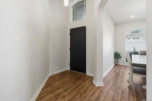 9218 Tay Dr, Helotes, TX 78023