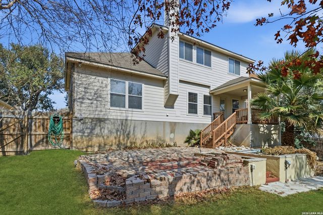 9218 Tay Dr, Helotes, TX 78023