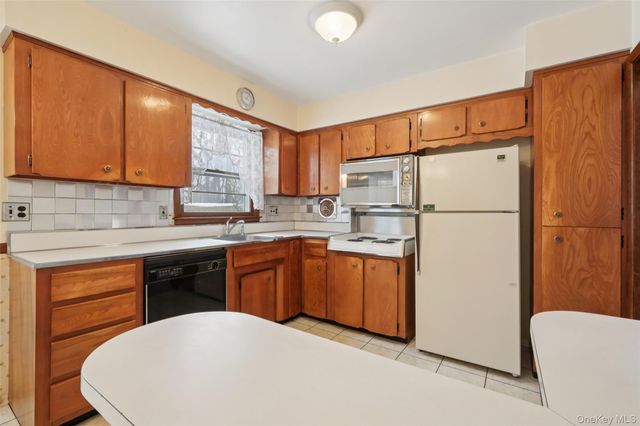 12 Jane Street, Tappan, NY 10983