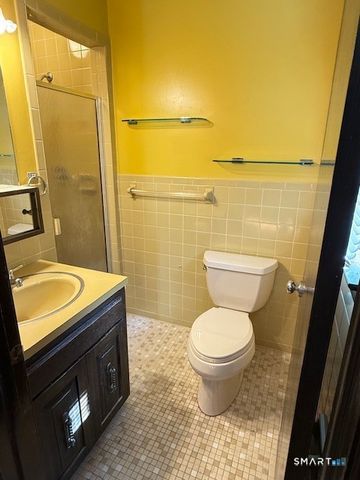65 Glenview Road, Meriden, CT 06450