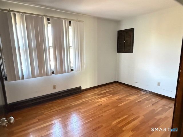 65 Glenview Road, Meriden, CT 06450