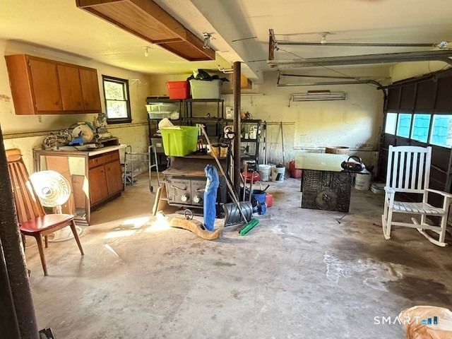 65 Glenview Road, Meriden, CT 06450