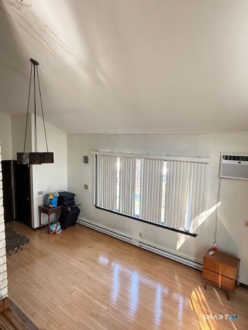 65 Glenview Road, Meriden, CT 06450