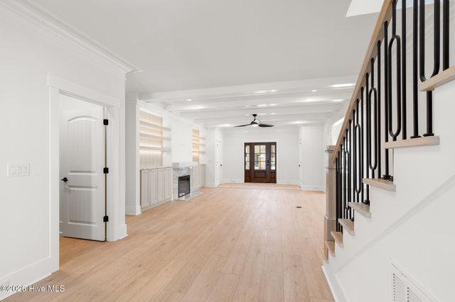 120 NE 17th Street, Oak Island, NC 28465