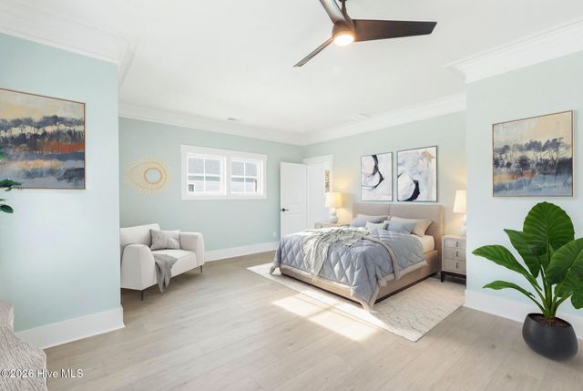 120 NE 17th Street, Oak Island, NC 28465
