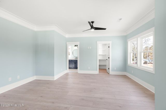 120 NE 17th Street, Oak Island, NC 28465