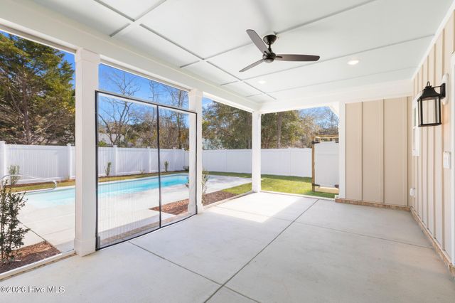120 NE 17th Street, Oak Island, NC 28465