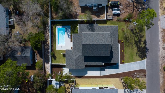 120 NE 17th Street, Oak Island, NC 28465