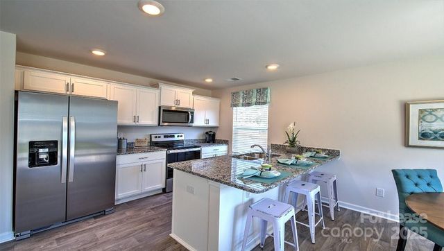 145 Monroe Creek Boulevard ALTAMONT, Asheville, NC 28806