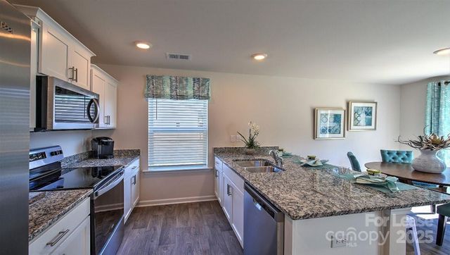 145 Monroe Creek Boulevard ALTAMONT, Asheville, NC 28806