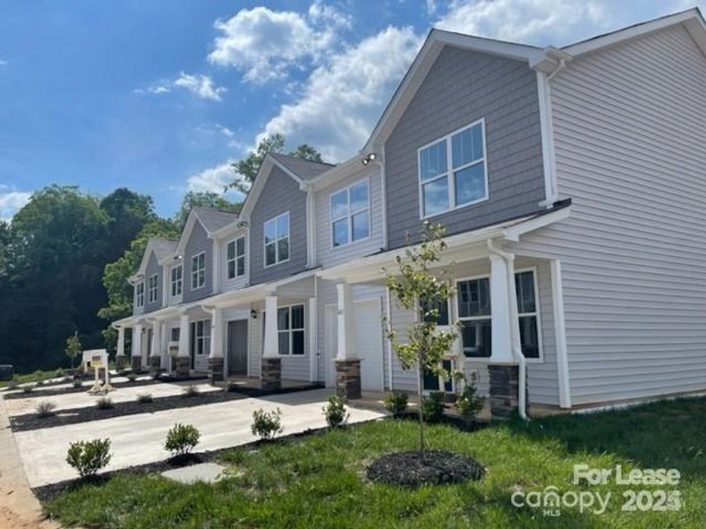 145 Monroe Creek Boulevard ALTAMONT, Asheville, NC 28806