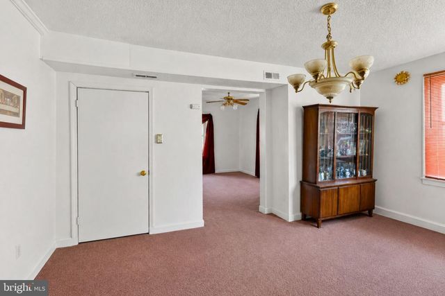 1025 44TH ST NE, Washington, DC 20019