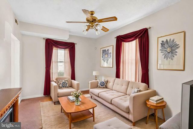 1025 44TH ST NE, Washington, DC 20019
