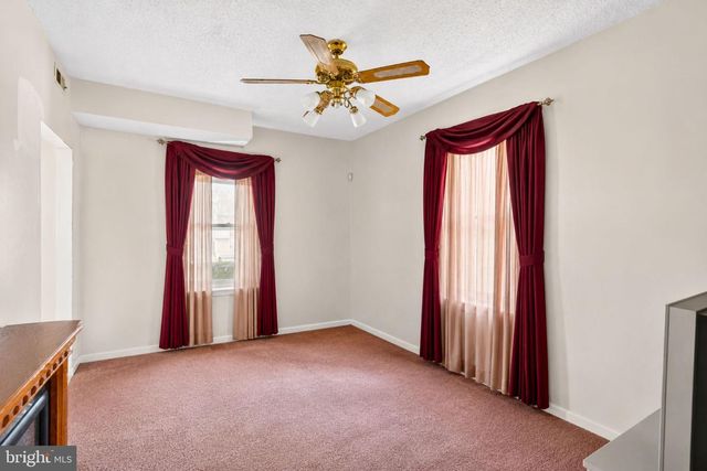 1025 44TH ST NE, Washington, DC 20019
