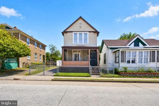 1025 44TH ST NE, Washington, DC 20019