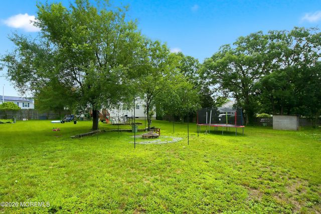 2115 Cedarview Drive, Toms River, NJ 08757