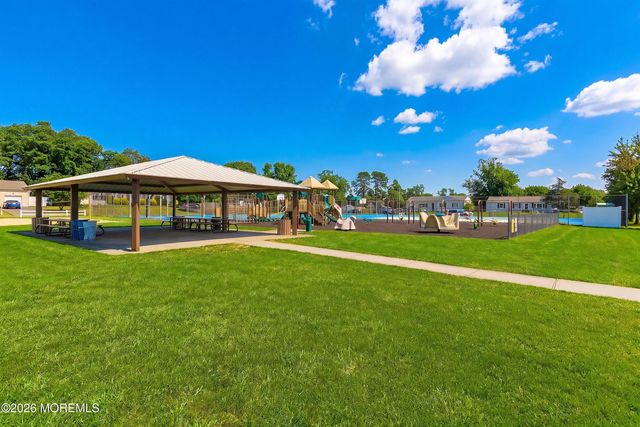 2115 Cedarview Drive, Toms River, NJ 08757
