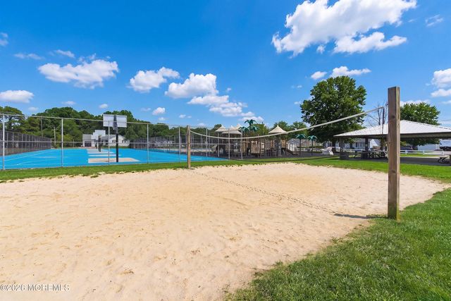 2115 Cedarview Drive, Toms River, NJ 08757