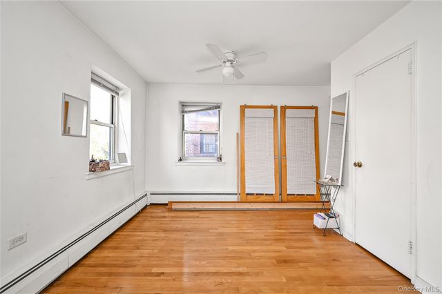 99-10 60Ave 3B, Corona, NY 11368