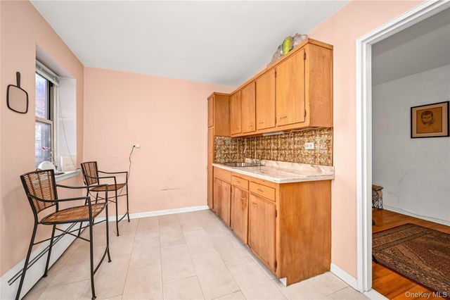 99-10 60Ave 3B, Corona, NY 11368