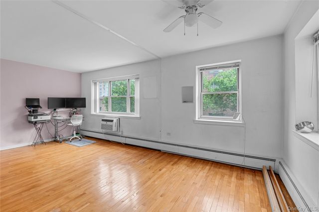 99-10 60Ave 3B, Corona, NY 11368