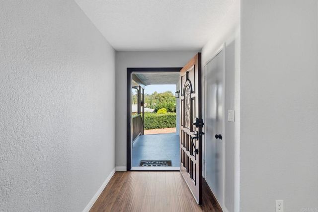 1736 San Pasqual Valley Road, Escondido, CA 92027