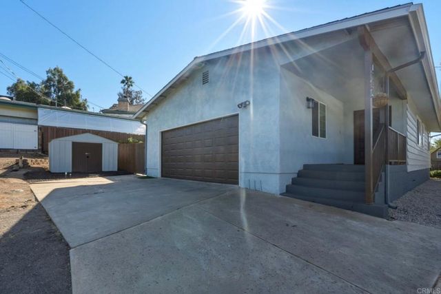 1736 San Pasqual Valley Road, Escondido, CA 92027