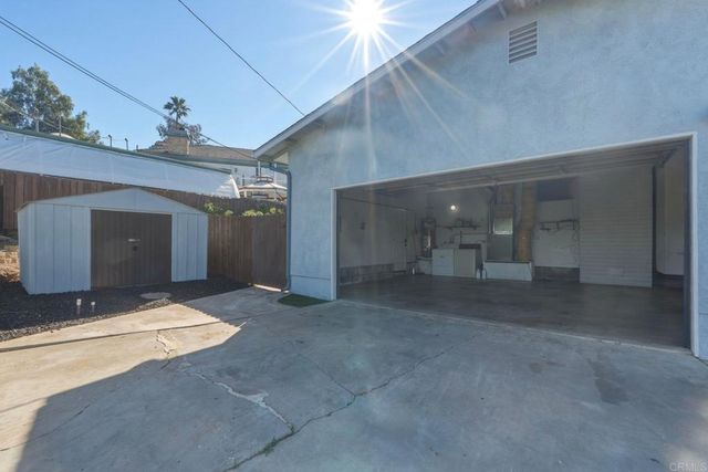 1736 San Pasqual Valley Road, Escondido, CA 92027