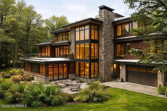 216 Lenape Trail, Jackson, NJ 08527