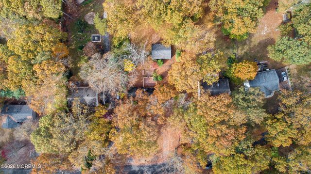 216 Lenape Trail, Jackson, NJ 08527