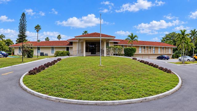 4174 Inverrary Drive 103, Lauderhill, FL 33319