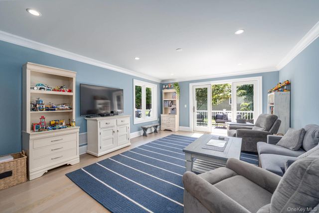 12950 Oregon Road, Cutchogue, NY 11935