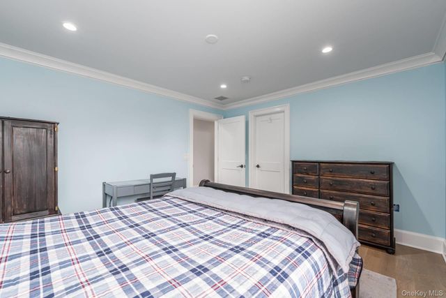 12950 Oregon Road, Cutchogue, NY 11935