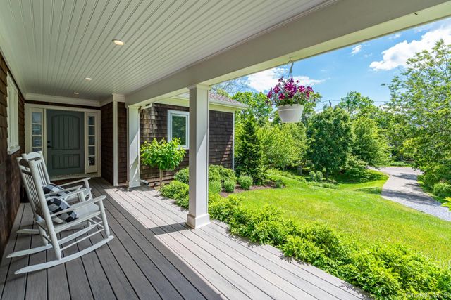 12950 Oregon Road, Cutchogue, NY 11935